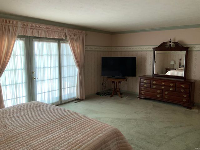 15681 Fieldcrest Court, Granger, IN 46530