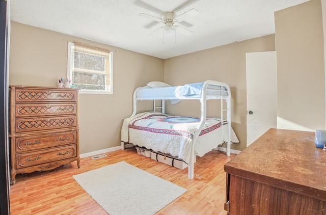 1917 COUNTY ROAD 1330, Moberly, MO 65270