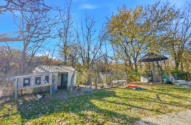 1917 COUNTY ROAD 1330, Moberly, MO 65270