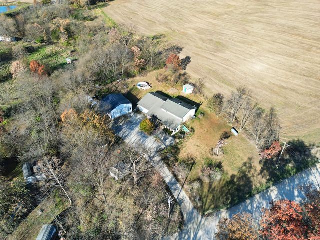 1917 COUNTY ROAD 1330, Moberly, MO 65270