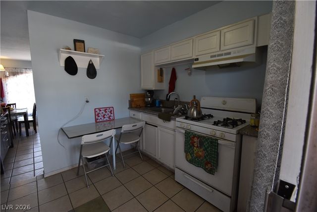3908 Palos Verdes Street, Las Vegas, NV 89119