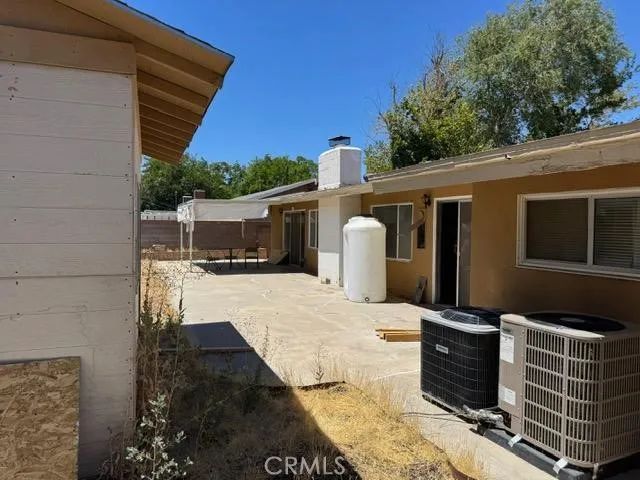 1118 E Avenue J3, Lancaster, CA 93535