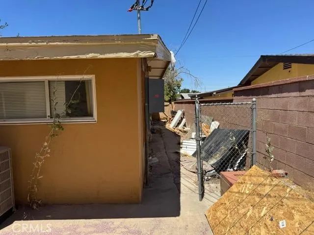 1118 E Avenue J3, Lancaster, CA 93535