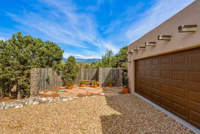 37 Lomas De Tesuque, Santa Fe, NM 87506