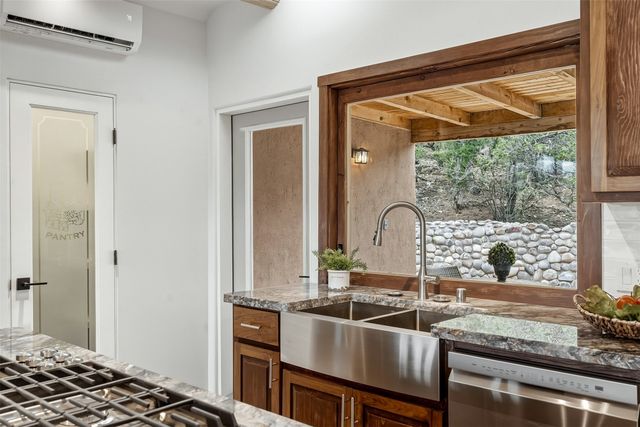 37 Lomas De Tesuque, Santa Fe, NM 87506
