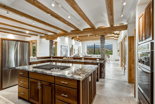 37 Lomas De Tesuque, Santa Fe, NM 87506