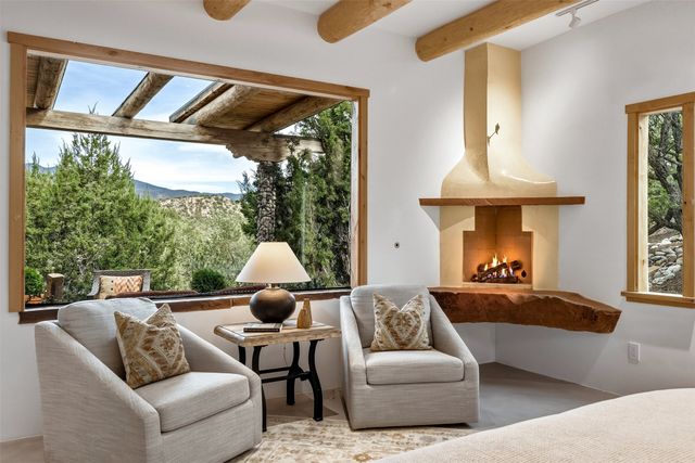 37 Lomas De Tesuque, Santa Fe, NM 87506