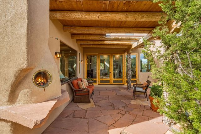 37 Lomas De Tesuque, Santa Fe, NM 87506