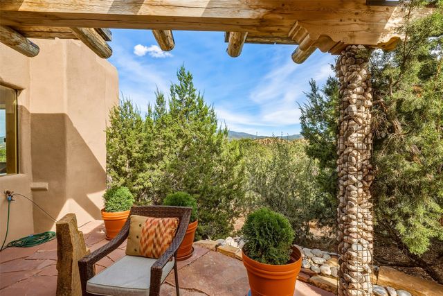 37 Lomas De Tesuque, Santa Fe, NM 87506