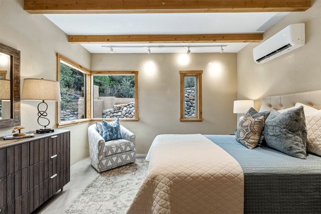 37 Lomas De Tesuque, Santa Fe, NM 87506