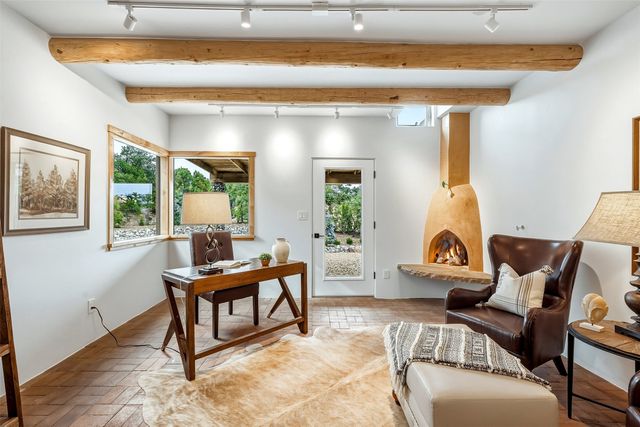 37 Lomas De Tesuque, Santa Fe, NM 87506