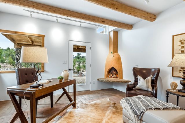 37 Lomas De Tesuque, Santa Fe, NM 87506