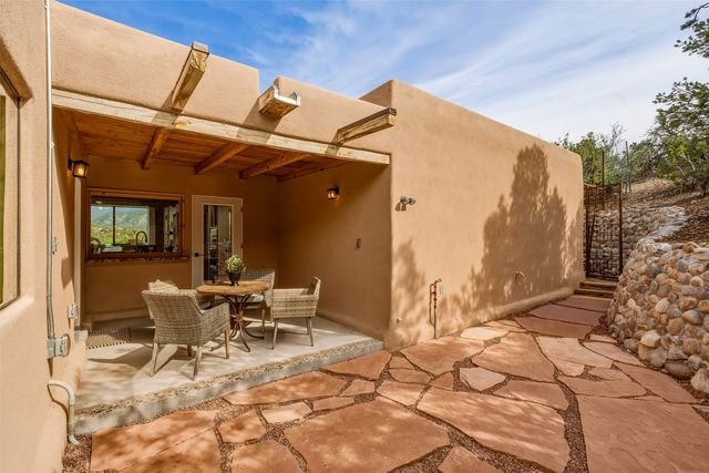 37 Lomas De Tesuque, Santa Fe, NM 87506