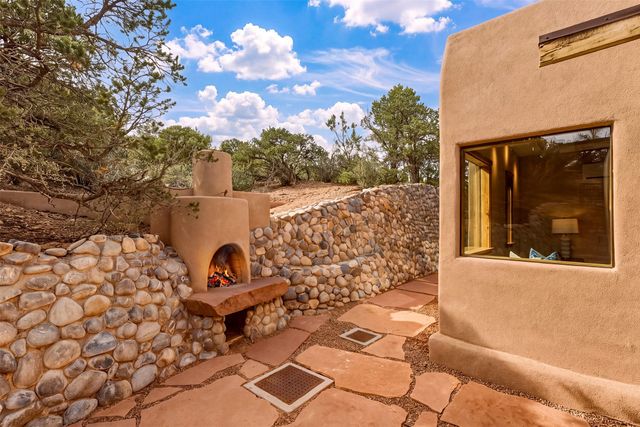 37 Lomas De Tesuque, Santa Fe, NM 87506