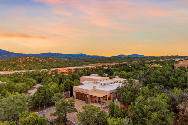 37 Lomas De Tesuque, Santa Fe, NM 87506
