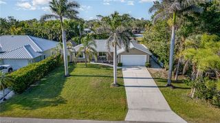 4618 Sierra LN, Bonita Springs, FL 34134