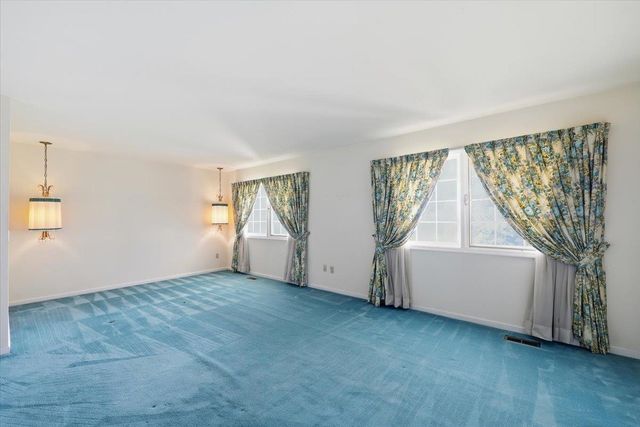 3433 S High Dr, Spokane, WA 99203