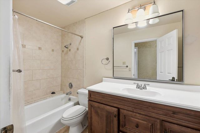 3433 S High Dr, Spokane, WA 99203