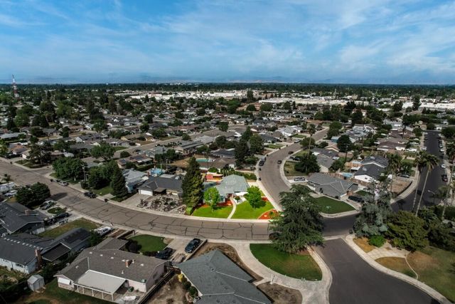 2650 S Linda Vista Street, Visalia, CA 93277