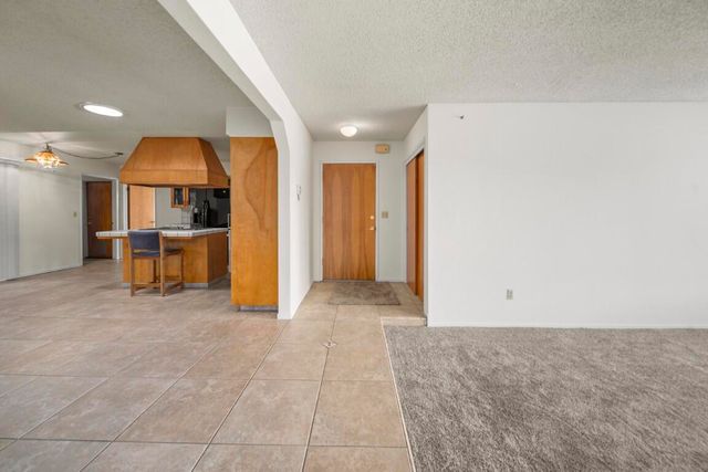 2650 S Linda Vista Street, Visalia, CA 93277