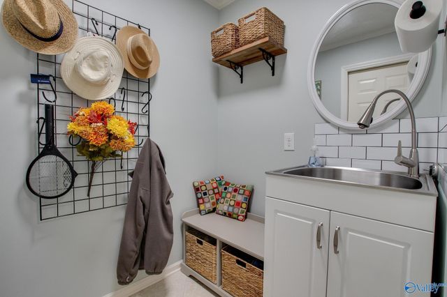 3303 Cedar Cove, Decatur, AL 35603