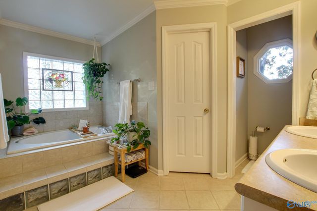 3303 Cedar Cove, Decatur, AL 35603