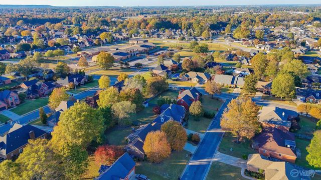 3303 Cedar Cove, Decatur, AL 35603