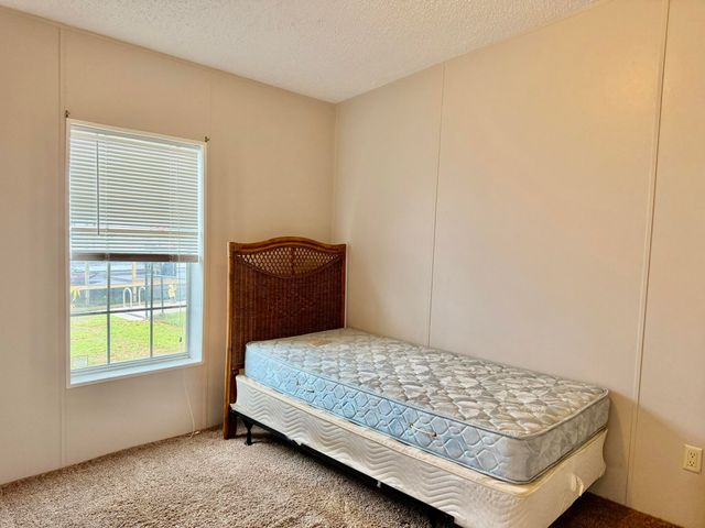 1088 Peach Street, Okeechobee, FL 34974