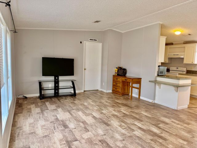 1088 Peach Street, Okeechobee, FL 34974