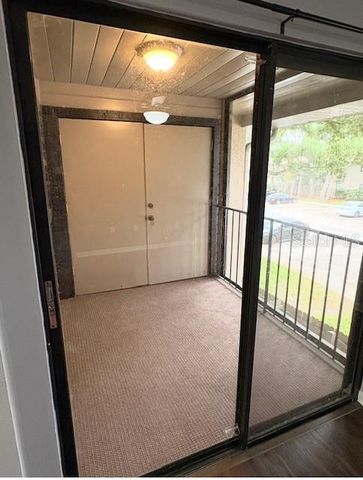 4014 ASHFORD GREEN PLACE G202, Tampa, FL 33613