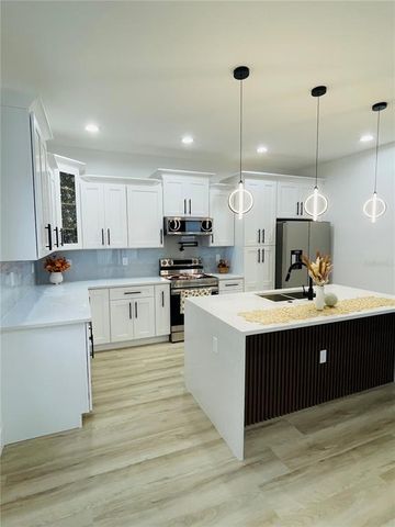 7304 ARDENWOOD, Tampa, FL 33625