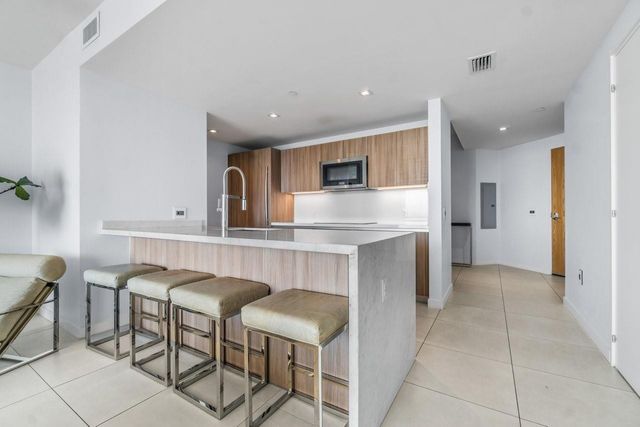 401 N Birch Road 1001, Fort Lauderdale, FL 33304