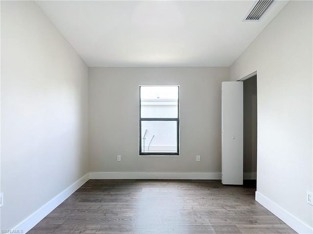 2505 Storter AVE, Naples, FL 34112