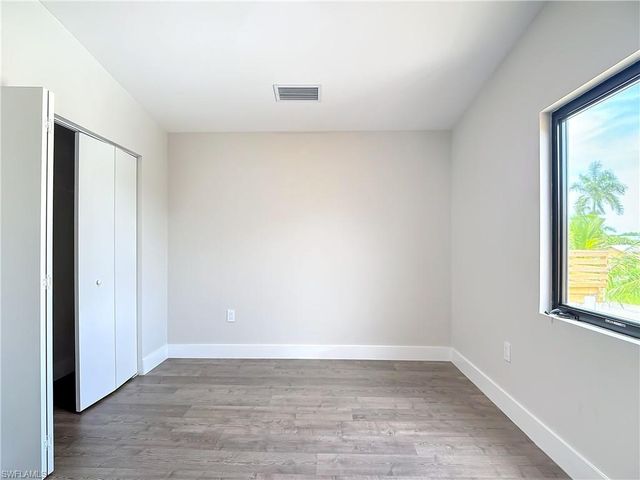 2505 Storter AVE, Naples, FL 34112