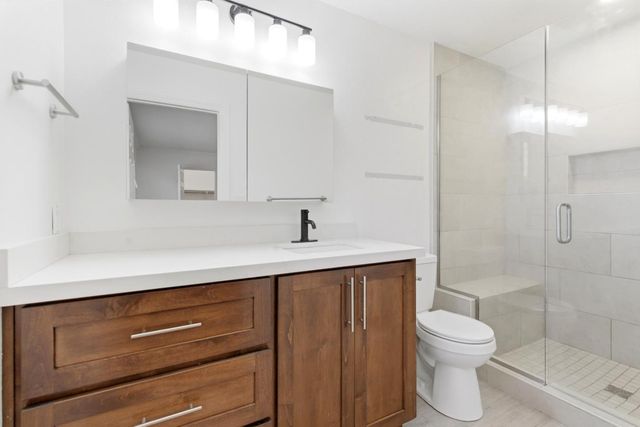 1660 Monte Vista Drive, Hollister, CA 95023