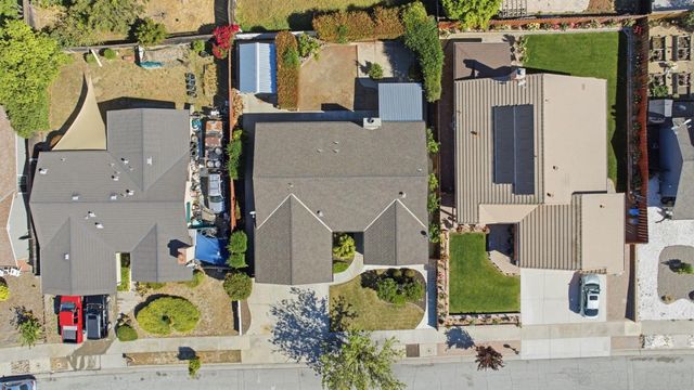 1660 Monte Vista Drive, Hollister, CA 95023