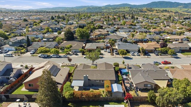 1660 Monte Vista Drive, Hollister, CA 95023