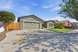 1660 Monte Vista Drive, Hollister, CA 95023