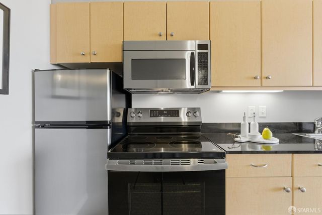 140 South Van Ness Avenue 417, San Francisco, CA 94103