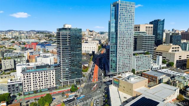 140 South Van Ness Avenue 417, San Francisco, CA 94103