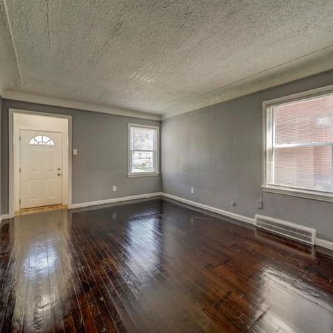 16559 Murray Hill Street, Detroit, MI 48235