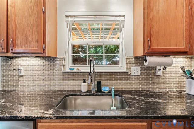 11518 W Providence Rd, North Chesterfield, VA 23236