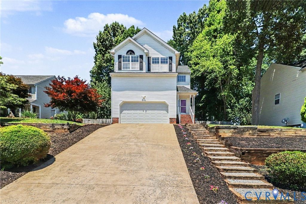 11518 W Providence Rd, North Chesterfield, VA 23236
