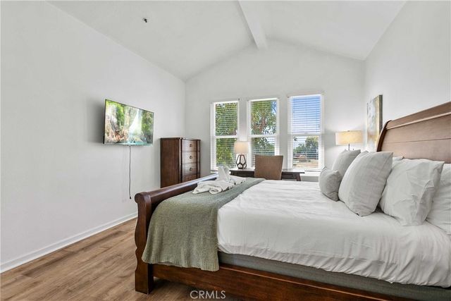 130 Cartier Aisle, Irvine, CA 92620