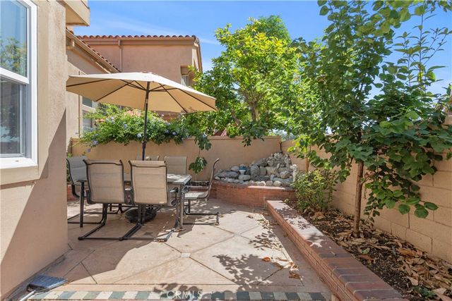 130 Cartier Aisle, Irvine, CA 92620