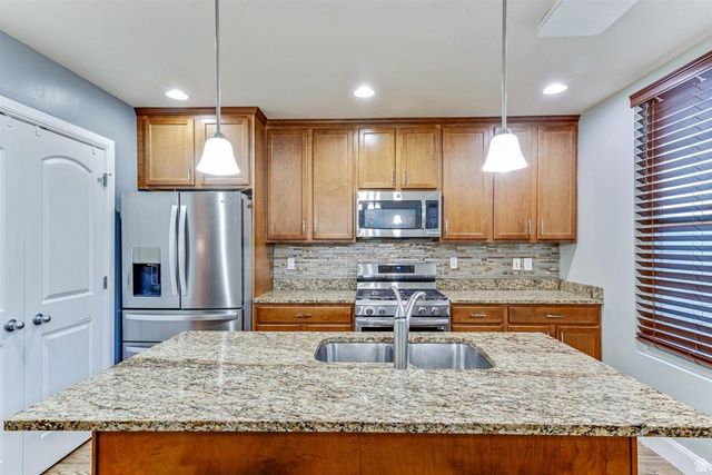 4722 W NOYO LN, South Jordan, UT 84009