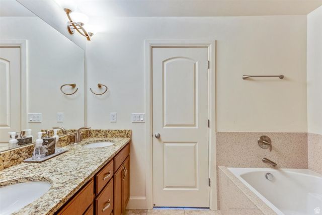 4722 W NOYO LN, South Jordan, UT 84009