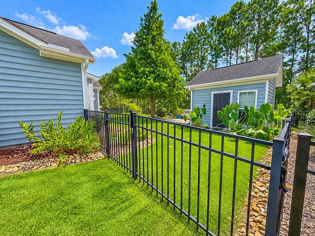 693 Harbor Bay Dr., Murrells Inlet, SC 29576
