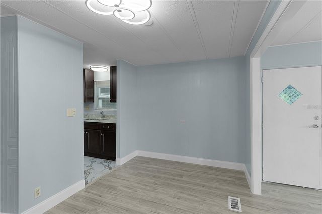 354 IVANHOE CIRCLE, Lady Lake, FL 32159