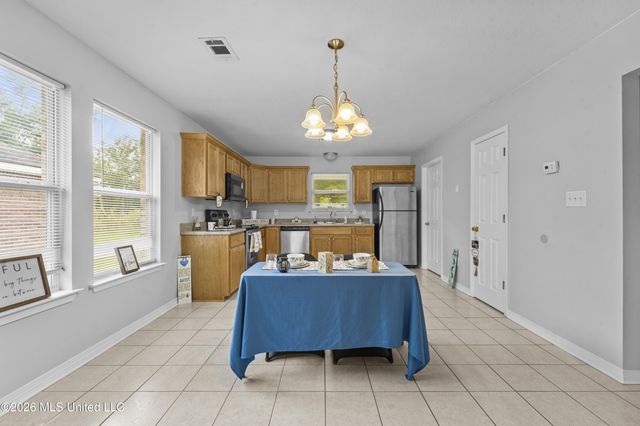9421 Cartwright, Biloxi, MS 39532